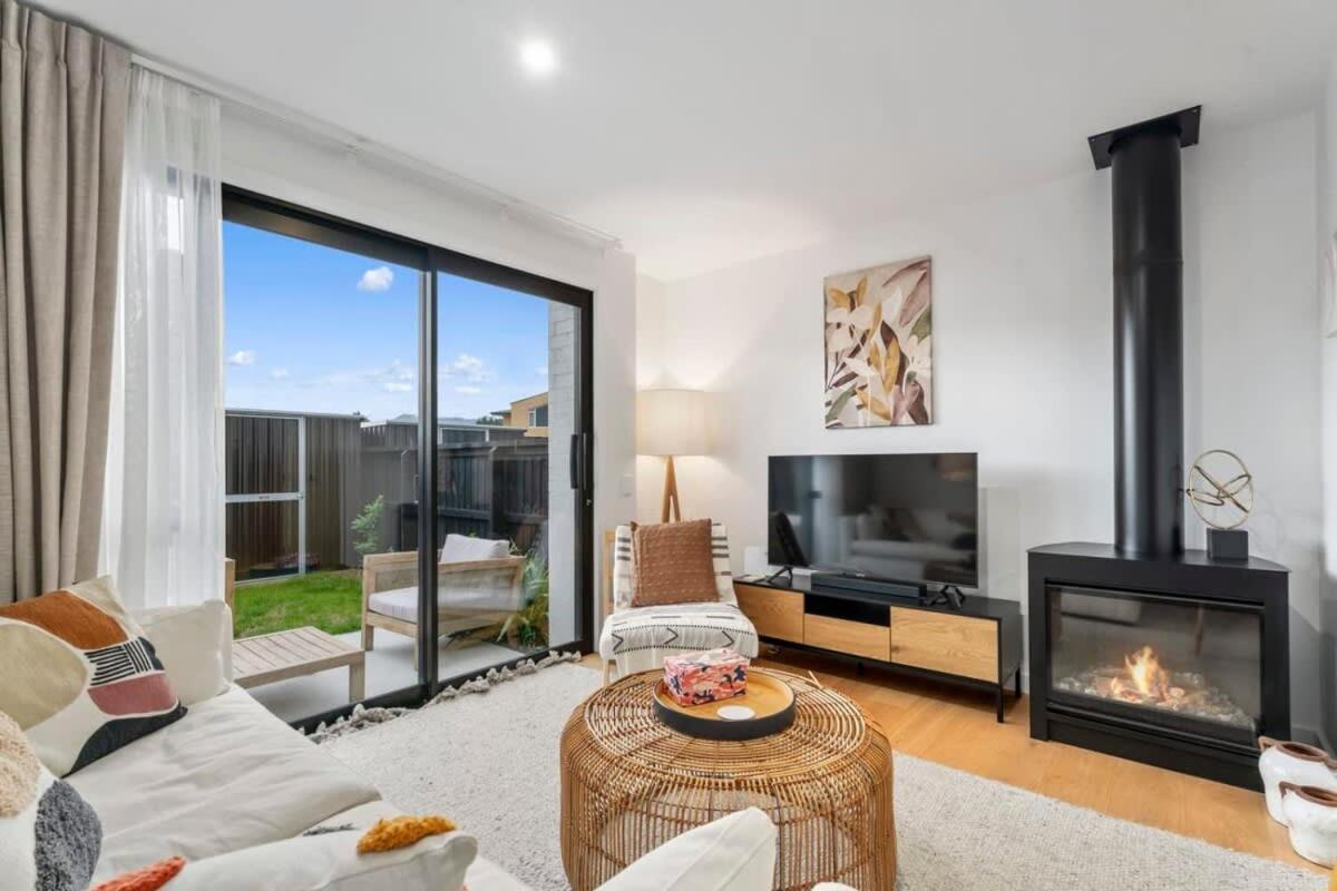 Wanaka Riverside Townhouse Retreat Albert Town 外观 照片